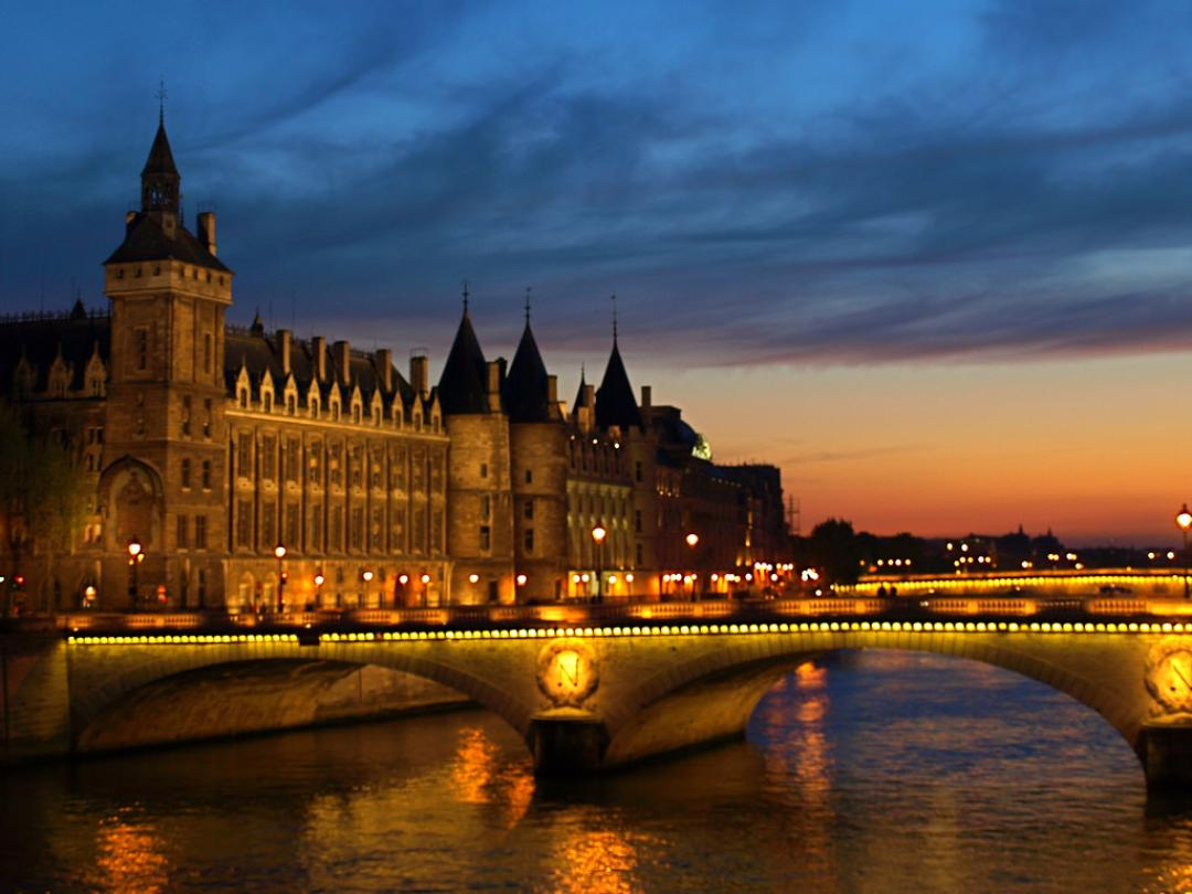 左岸不再沉睡：一条会涨潮的河，怎样重塑巴黎的日常？-114