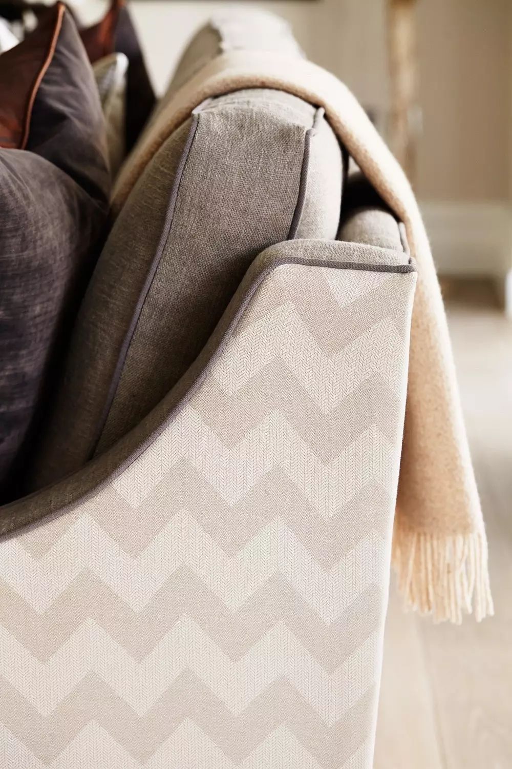 英伦风室内设计 | 优雅格调与色彩的完美融合-92