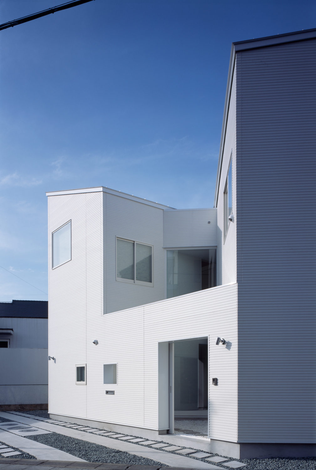 伊瑟·奥（由于 Ise O 比较像是人名，但仅这形式较难判断其确切含义，如果不是人名，请提供更多语境信息） 丨日本三重丨构造设计ASD_田岛隆志,照明设计FDS-33