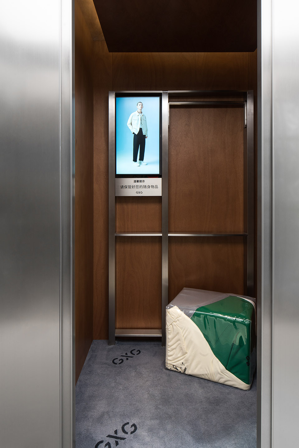 武汉 GXG 旗舰店,枢纽设计引领时尚潮流-44