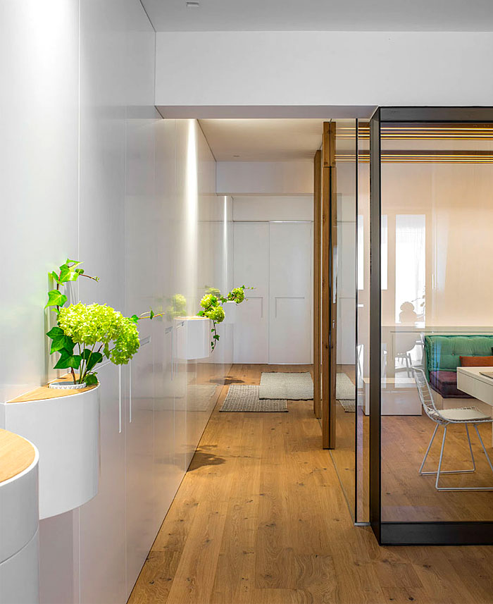 巴塞罗那：自然美景与现代艺术相连的独立住宅-13