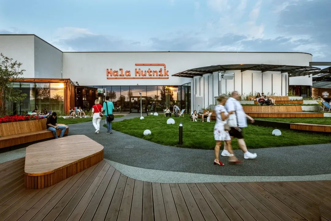 Galeria Młociny 美食社交空间设计丨波兰华沙丨Broadway Malyan 宝麦蓝-23