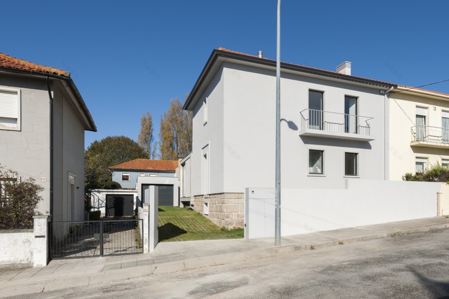 葡萄牙波尔图“Casa Vilarinha”半独立房屋修复与扩建-59