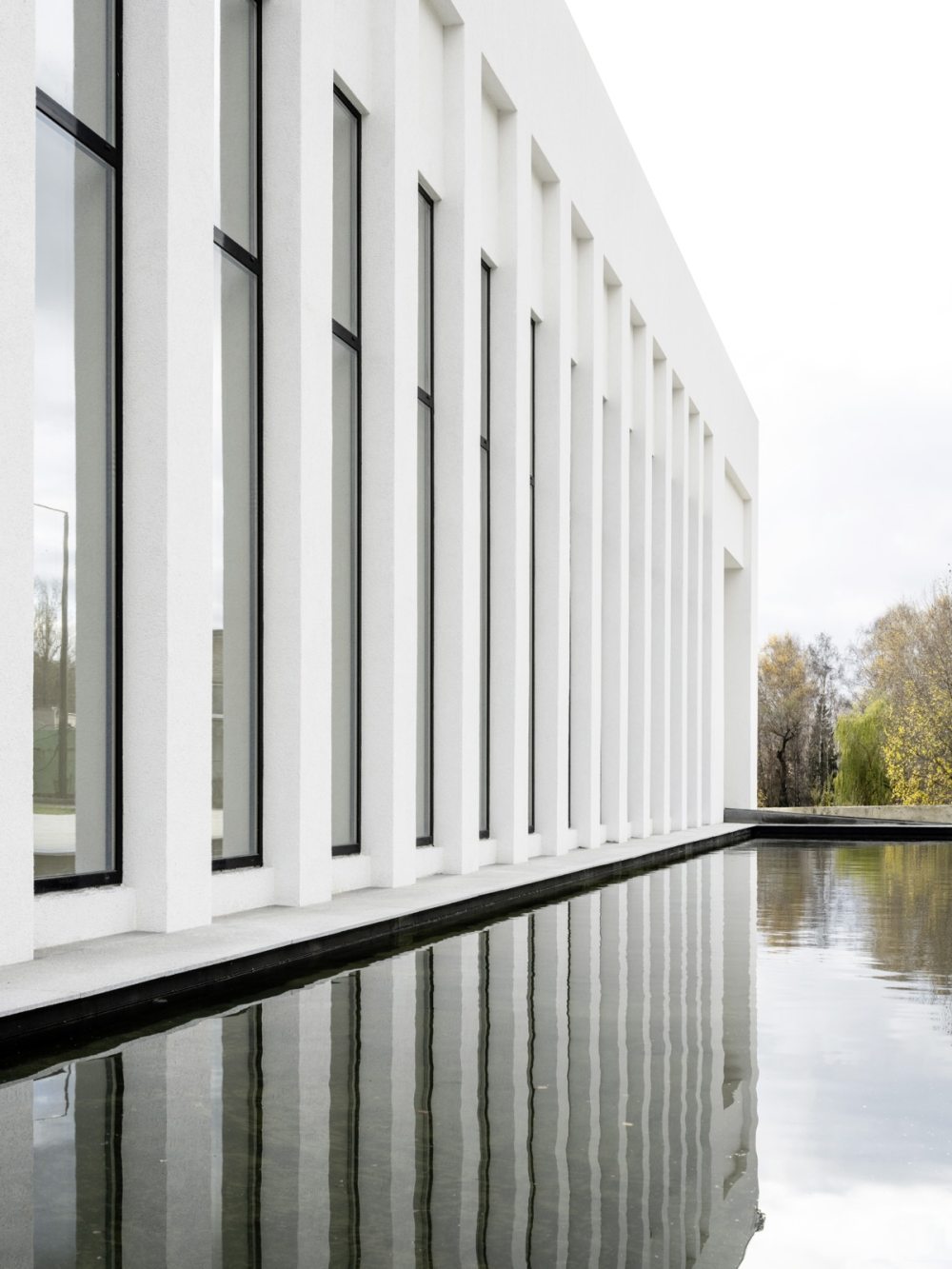 乌鸦的共鸣 · 俄罗斯独特殡仪馆设计丨Павел Стефанов 和 Ольга Яковлева-11