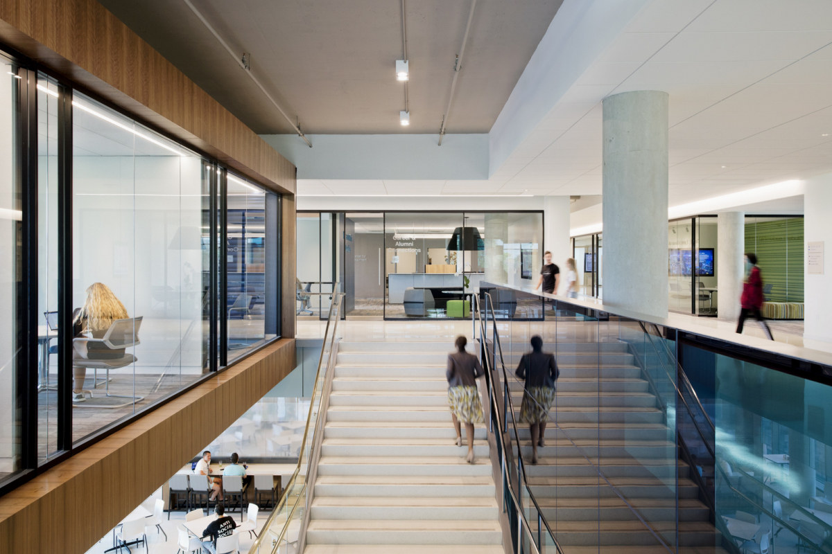 克里斯汀·E·林恩大学中心-8