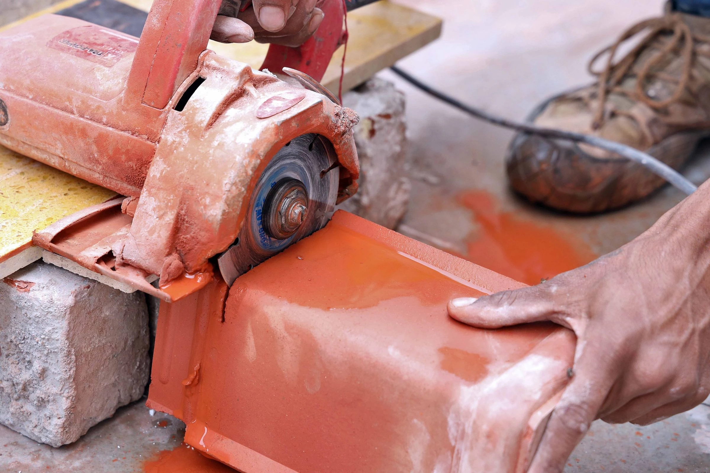 波浪纹红土瓦 tiles 立面住宅设计-29