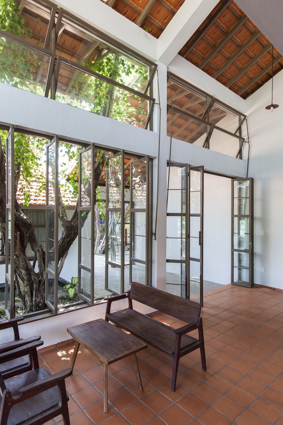 绿意盎然,Binh Duong 别墅的环保设计-13