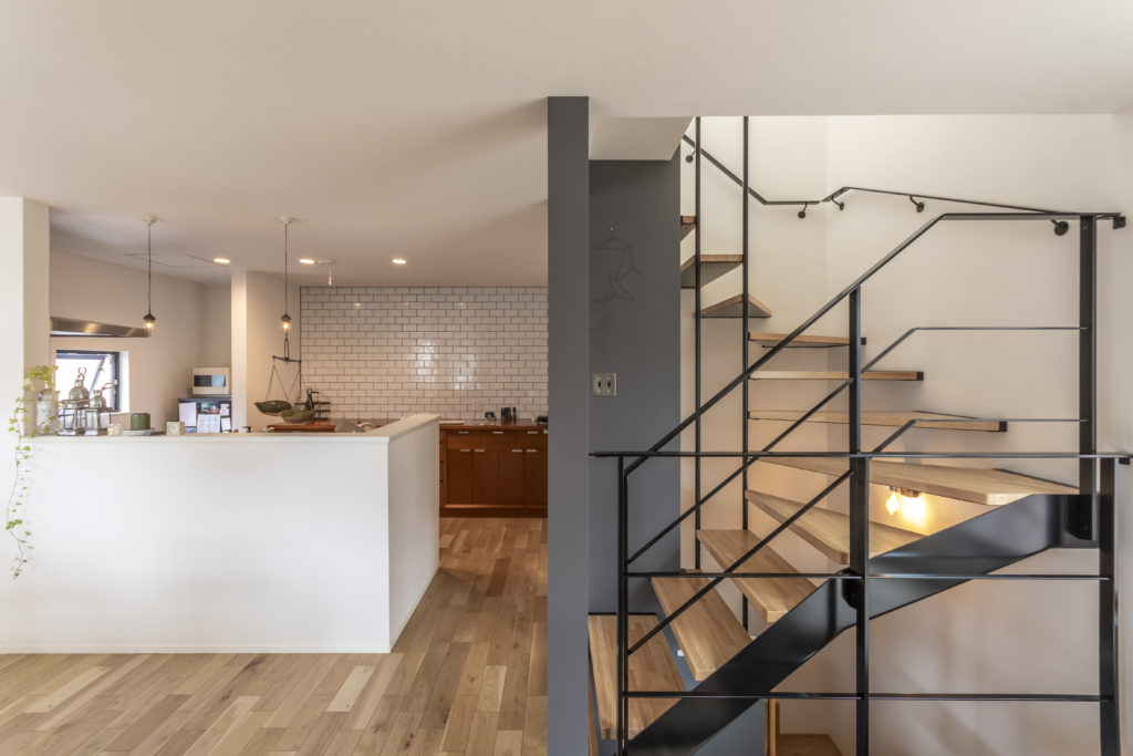 人を招く創作スペース年月を経て味わいを増す自分らしさを表現する空間 | Style of Life | 100%LiFE-5