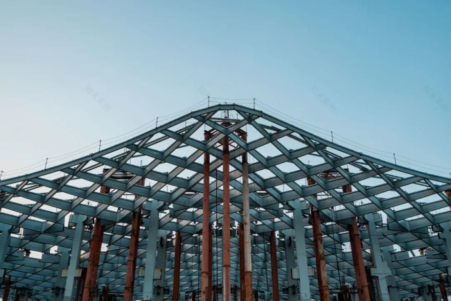 18.3米!“钢铁凤凰”振翅升空-15