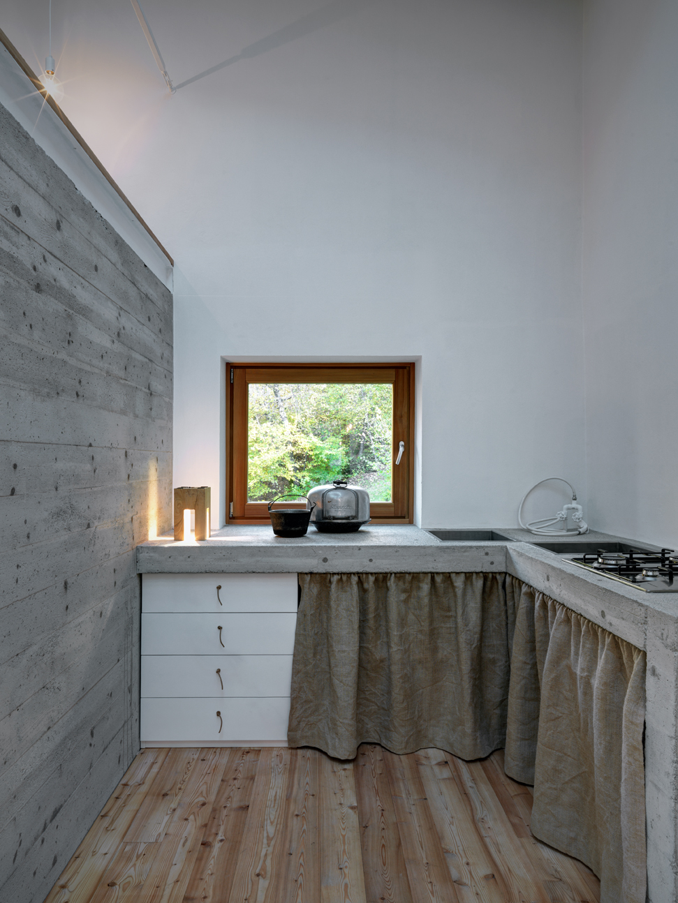 山地住宅“Casa VI”融入自然，现代与传统结合-41