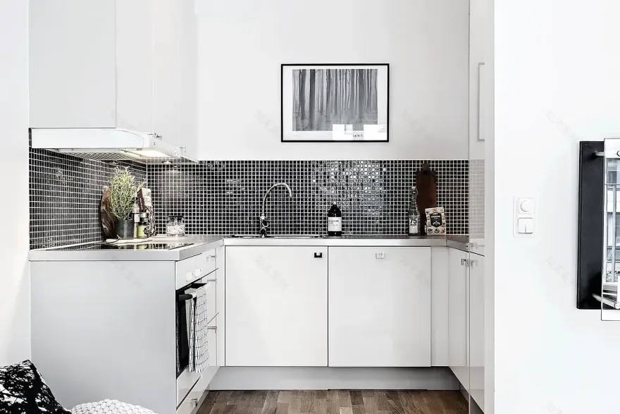 7 平米阁楼卧室设计-9