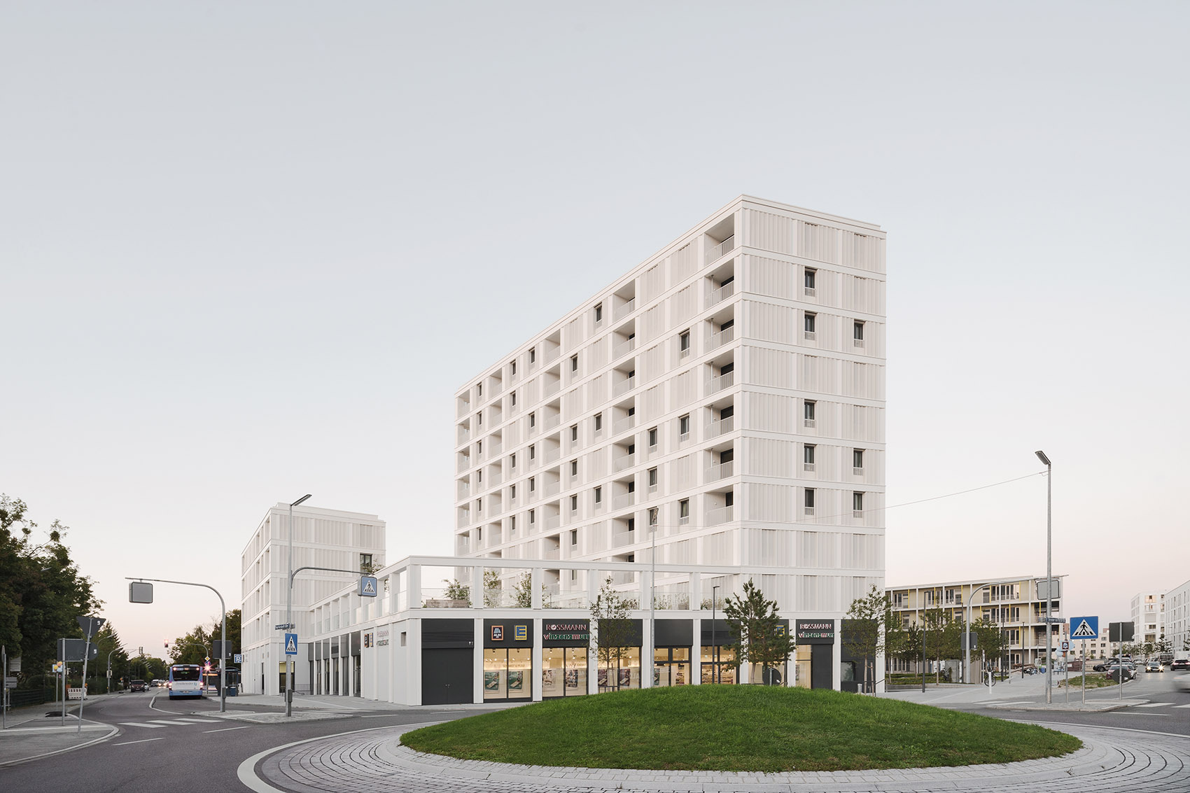 保罗格哈特大道住宅商业两用建筑丨德国丨allmannwappner-4