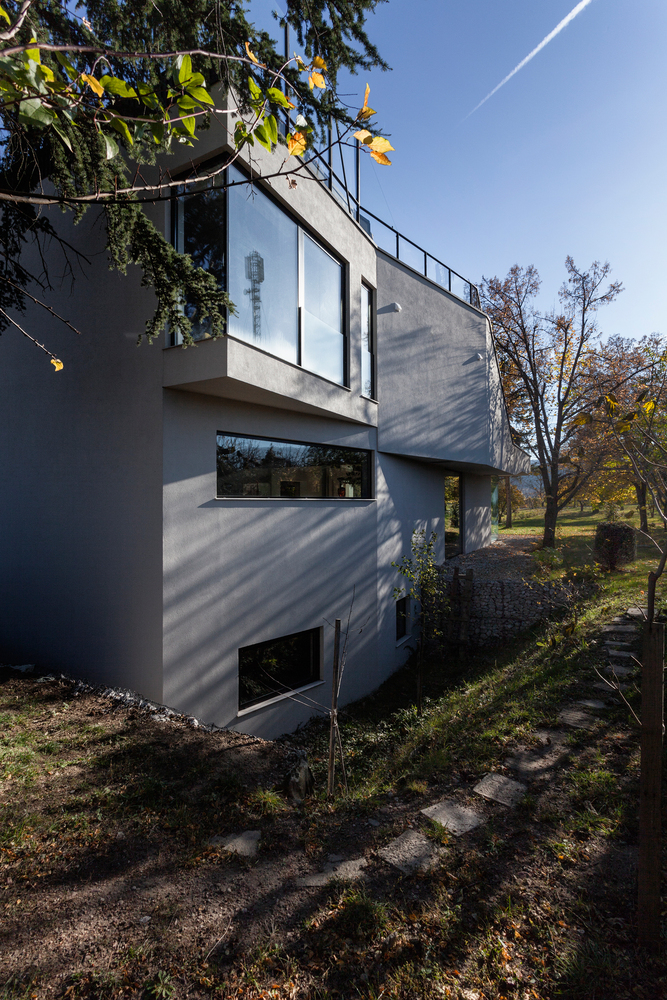 保加利亚历史果园住宅扩建，自然与现代融合-41