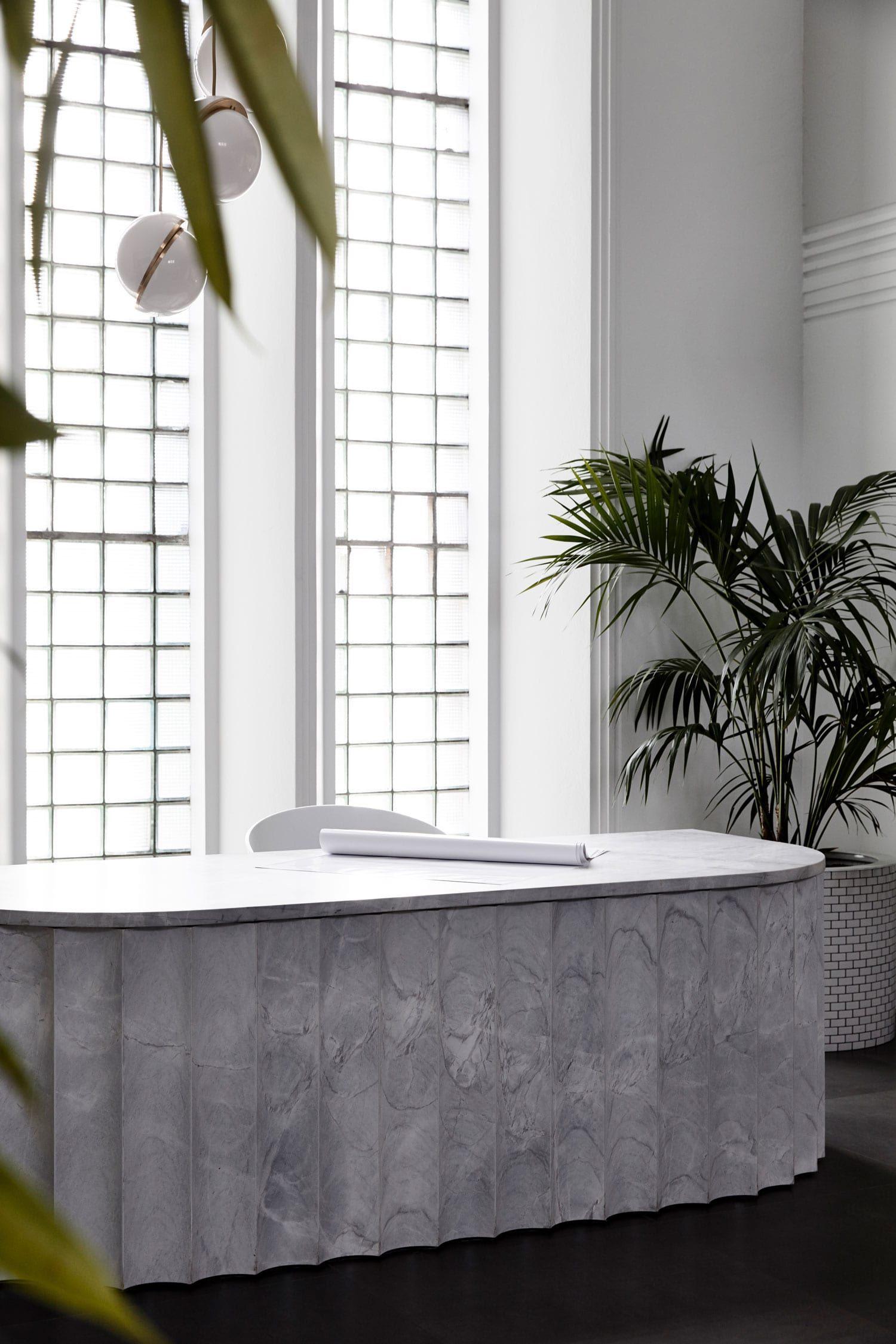 悉尼 Artedomus 展厅 | 电影老好莱坞风格设计,灵活展示产品-18