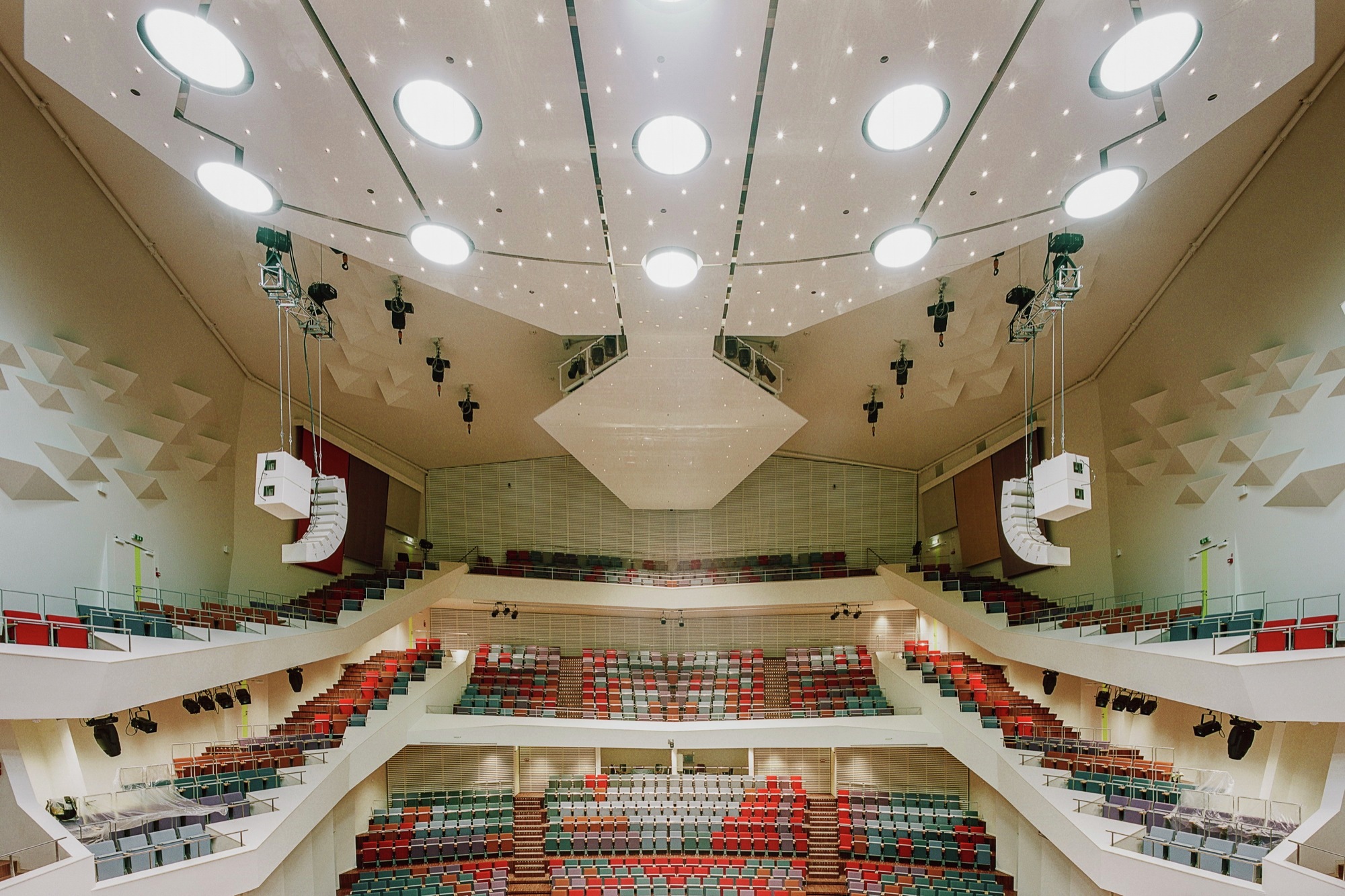Great Amber Concert Hall-3