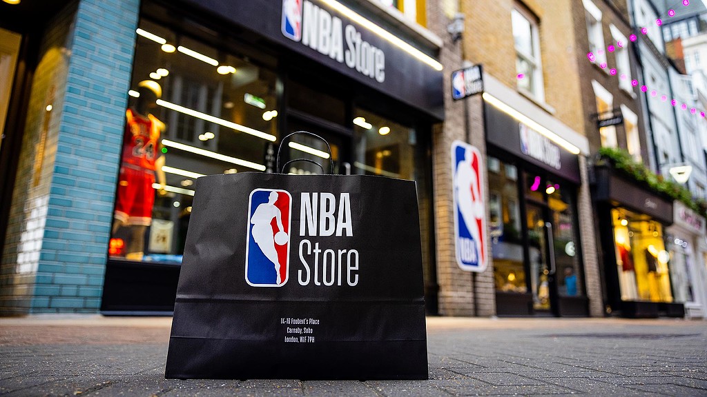 NBA 伦敦旗舰店-8