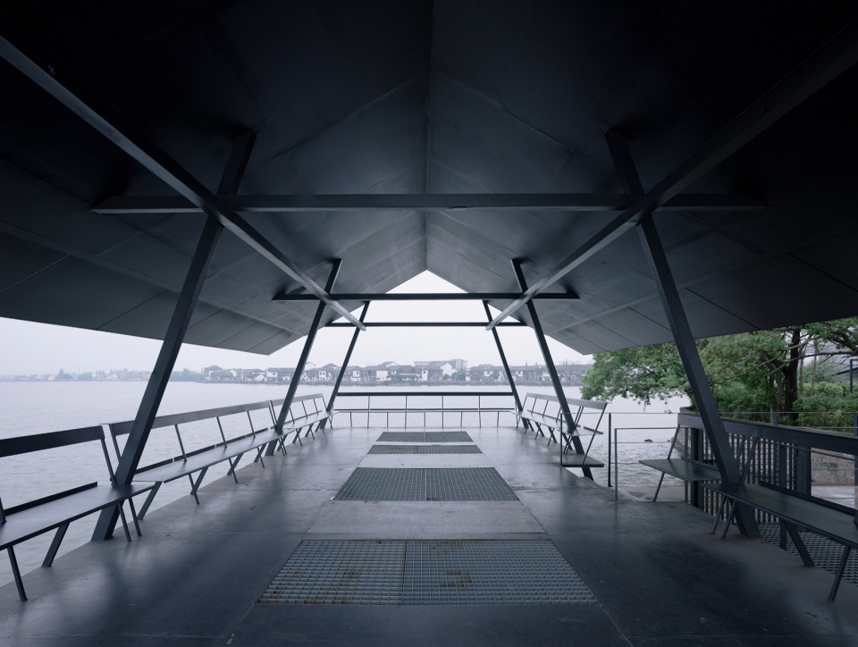 先锋鉴湖书店（鉴湖取水岛市政设施更新项目）丨中国绍兴丨大舍建筑设计事务所,同济大学建筑设计研究院等-30