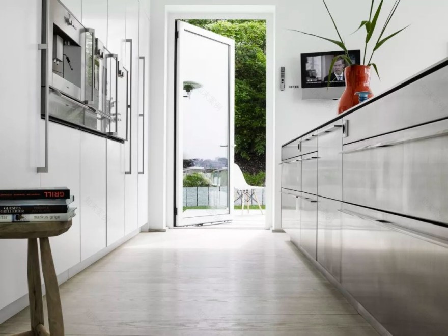 厨房玩转高级灰 大牌橱柜新系列点评-56