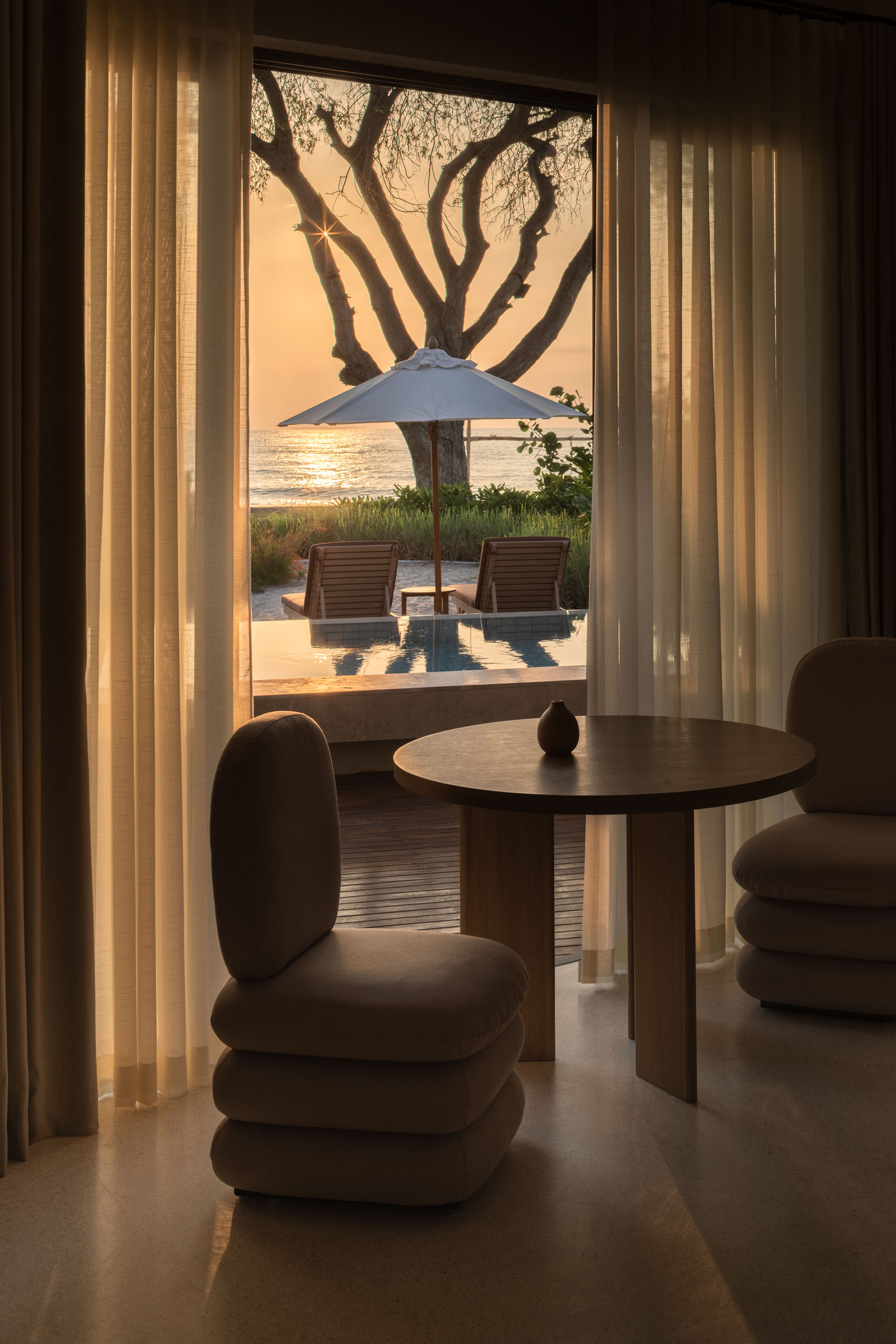 Hua Hin | Wison Tungthunya & W Workspace	-0