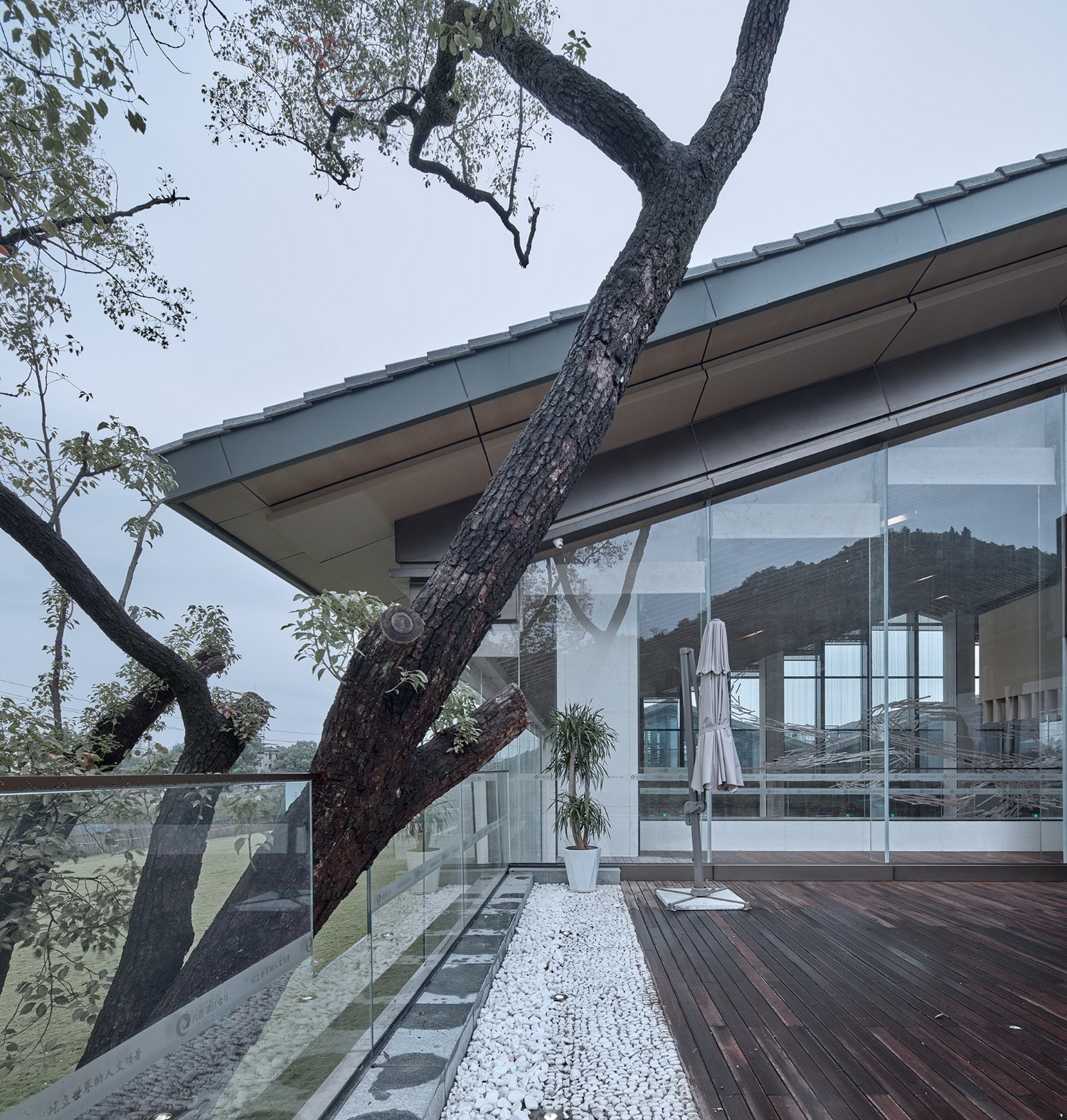 漓江文化旅游度假区塔山会馆建筑设计丨中国云南丨UA尤安设计-53