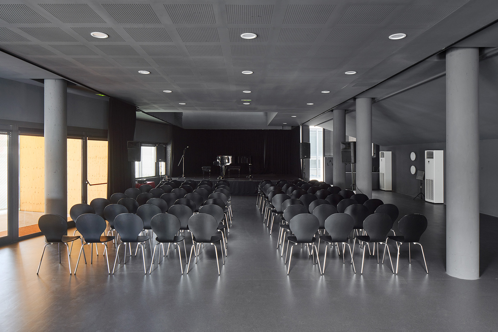 NAM Arquitectura | 西班牙托雷登瓦拉剧院翻新-18