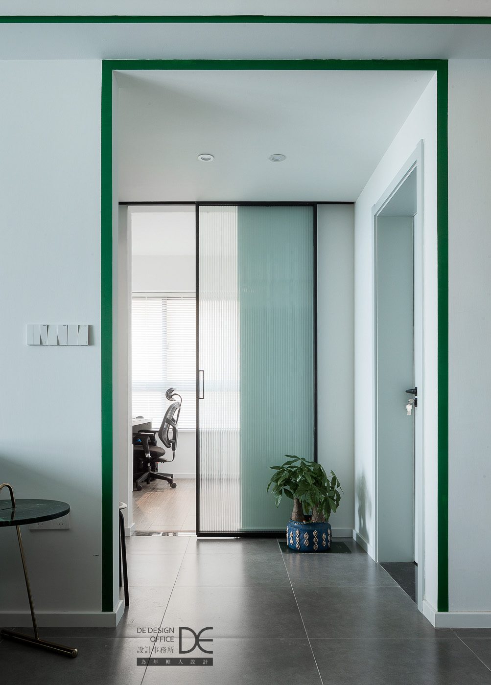 绿色轻奢,复古怀旧的精致空间-0