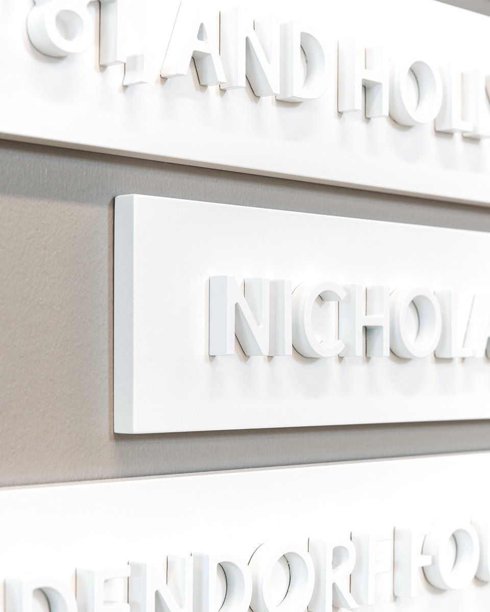 费尔南德斯创新与协作学习中心-标识设计-27