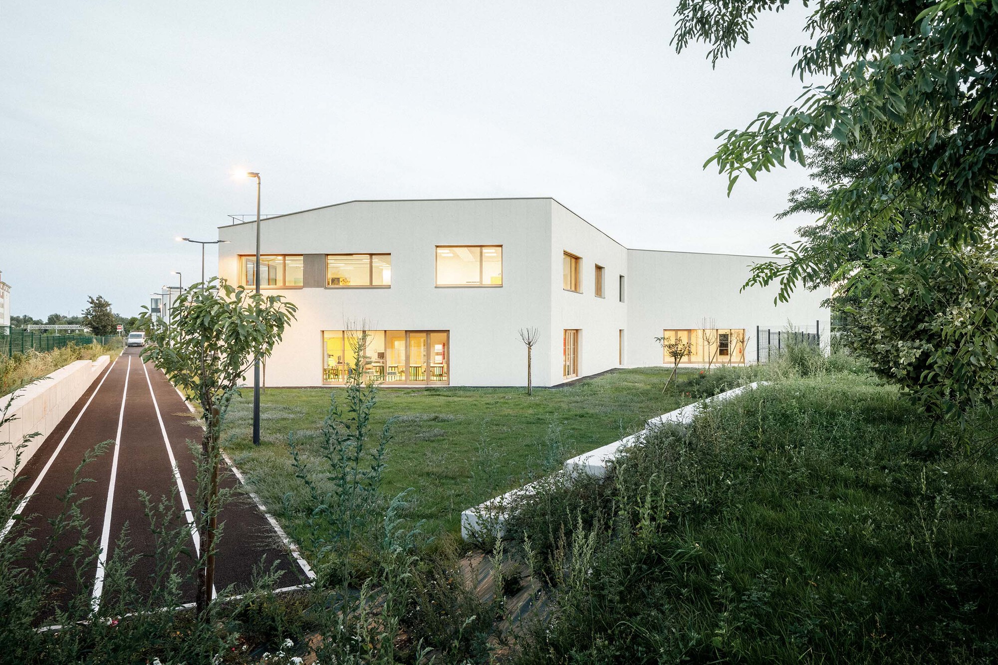 圣多米尼克萨维奥高中学院及体育馆丨法国丨Atelier Téqui Architects-32