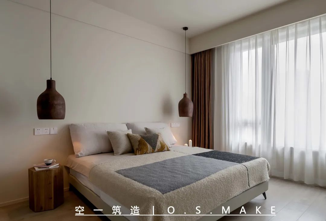 轻侘寂美学 · 重庆公园大道140平米三室一厅设计案例丨中国重庆丨空一筑造-96