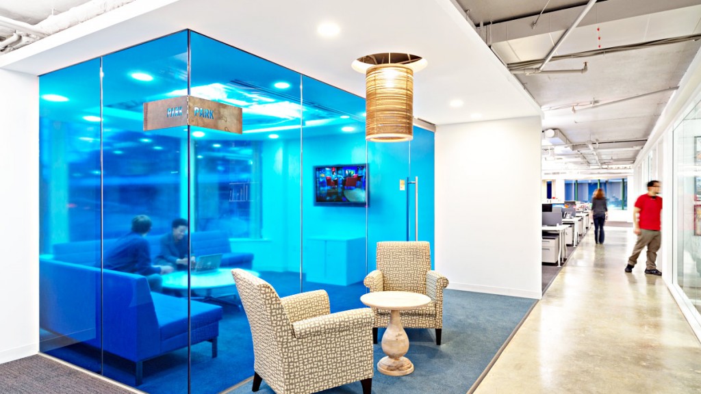 政治广告专家的活力办公空间-5