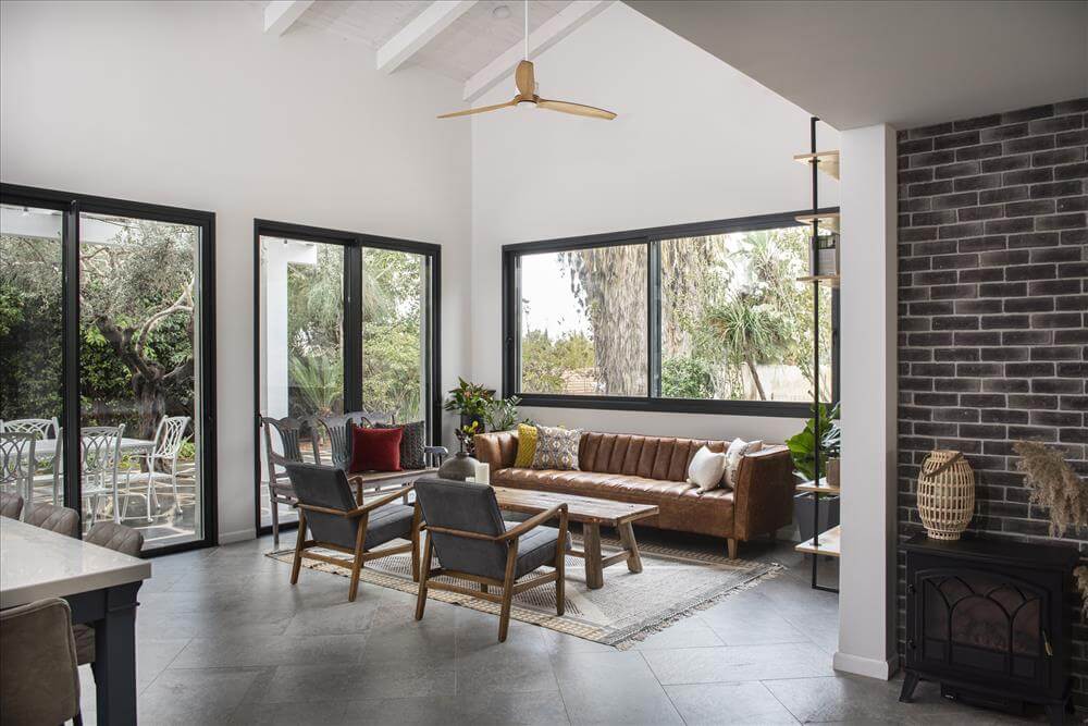 במקום לעבור, לשפץ: 200 מר' של כפריות עכשווית - WALLS : WALLS-11