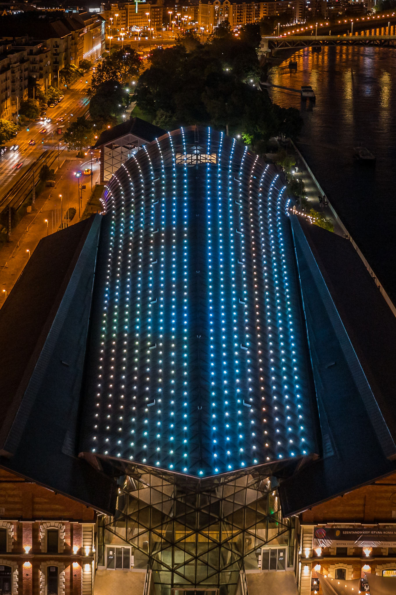 The Whale 建筑灯光设计丨匈牙利布达佩斯丨Tamas Dragon-18