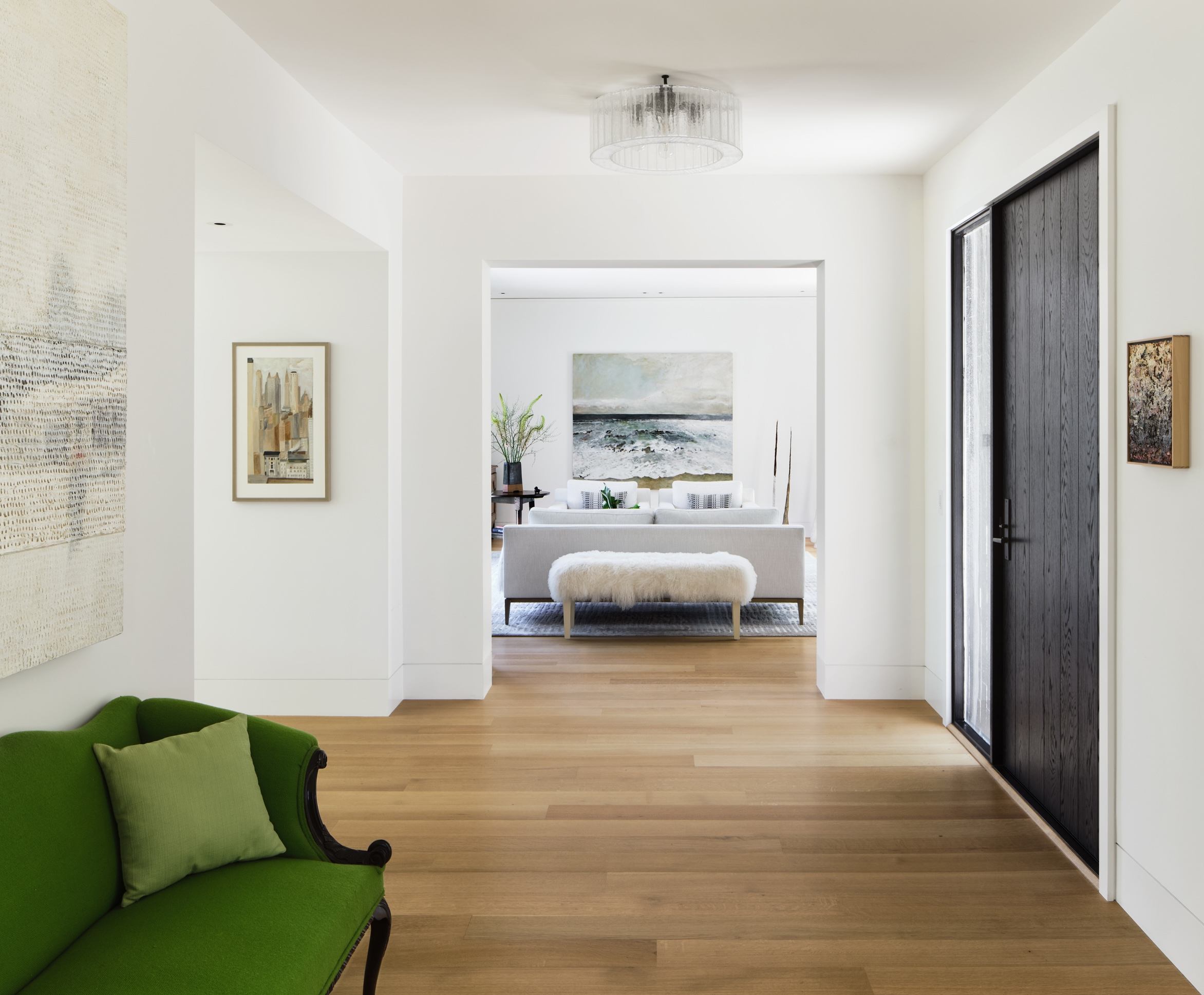 法院大楼；市政厅（部分地区用法），结合常见表达，这里最合适的单一翻译为**法院大楼** 丨美国加利福尼亚-6