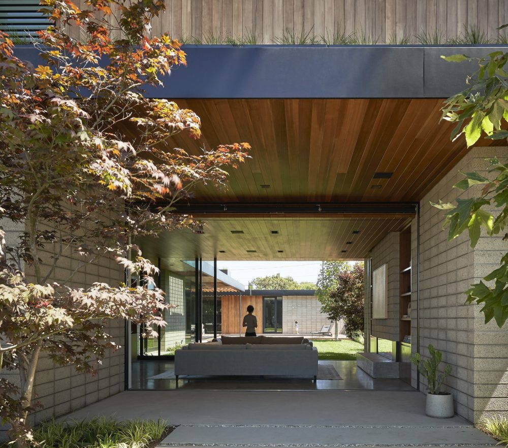 洛杉矶温暖现代家居,融入自然的室内外一体化设计-18