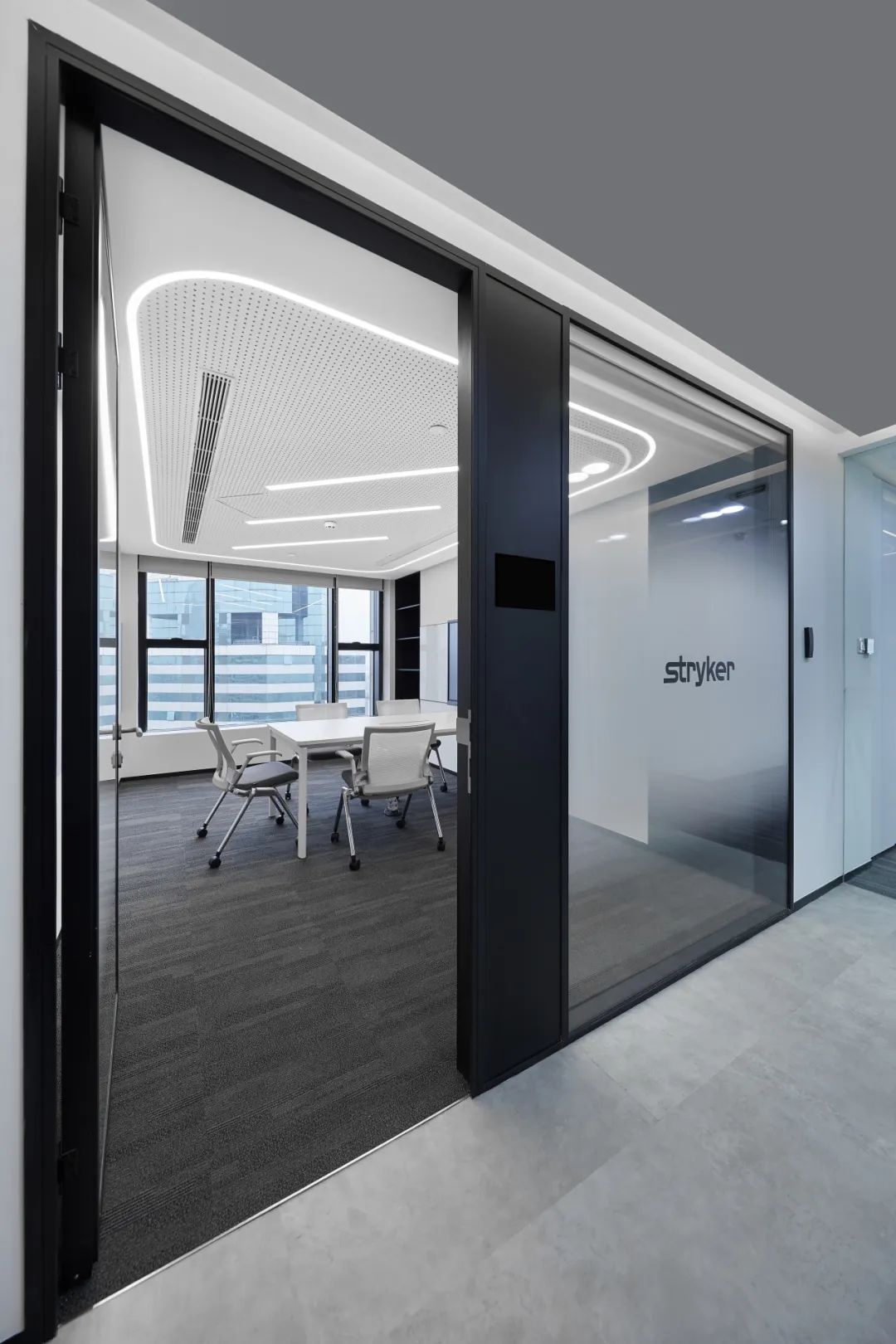 上海 Stryker 史赛克办公空间丨中国上海-19
