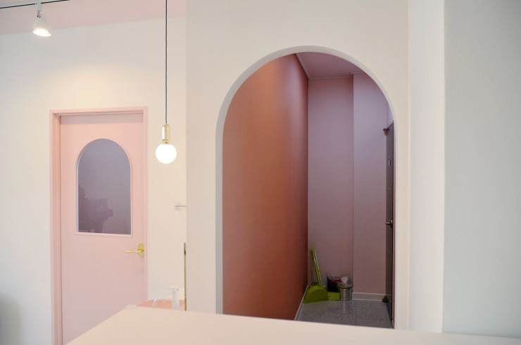 简约白调音乐学校 打造优雅氛围-8