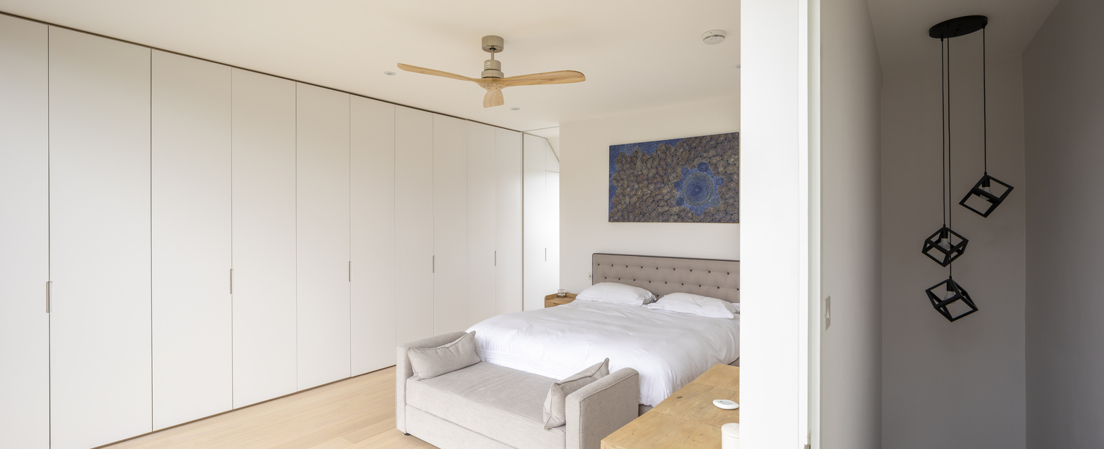 理性规划，打造明亮通透的现代家庭空间-27