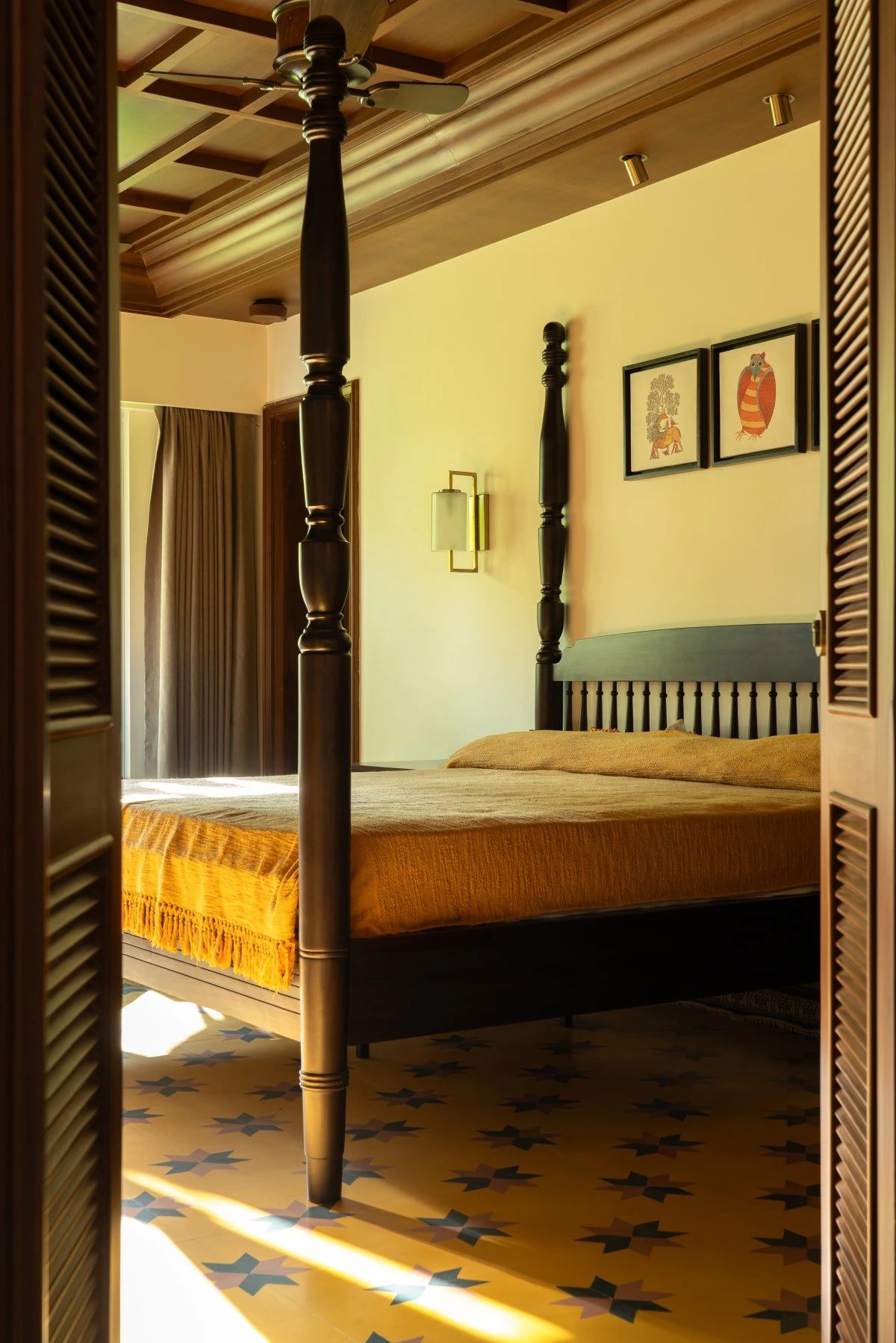 印度美学与现代方法相结合的室内设计丨对印度传统文化情有独钟的设计师-19