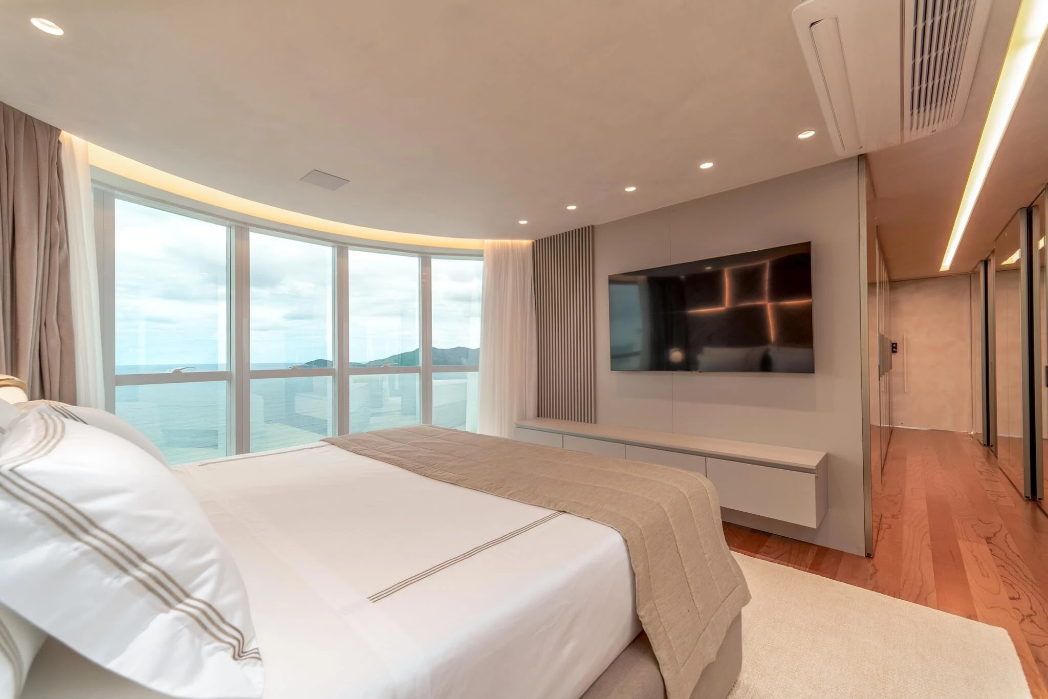 Sky Tower 顶层公寓丨巴西圣卡塔琳娜丨TKWS-7