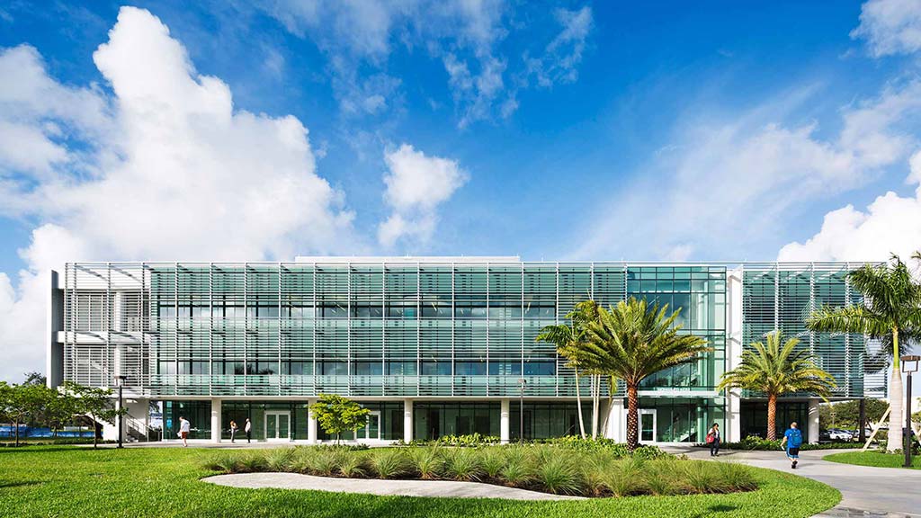 Lynn University Mohammed Indimi 国际商业中心-1