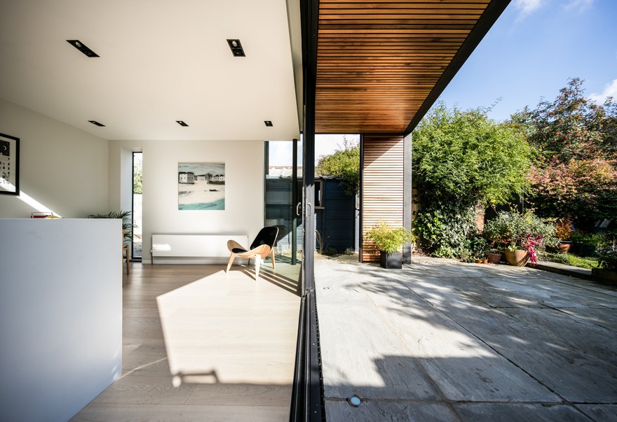 Lode House in South East England by Henry Goss Architects-9