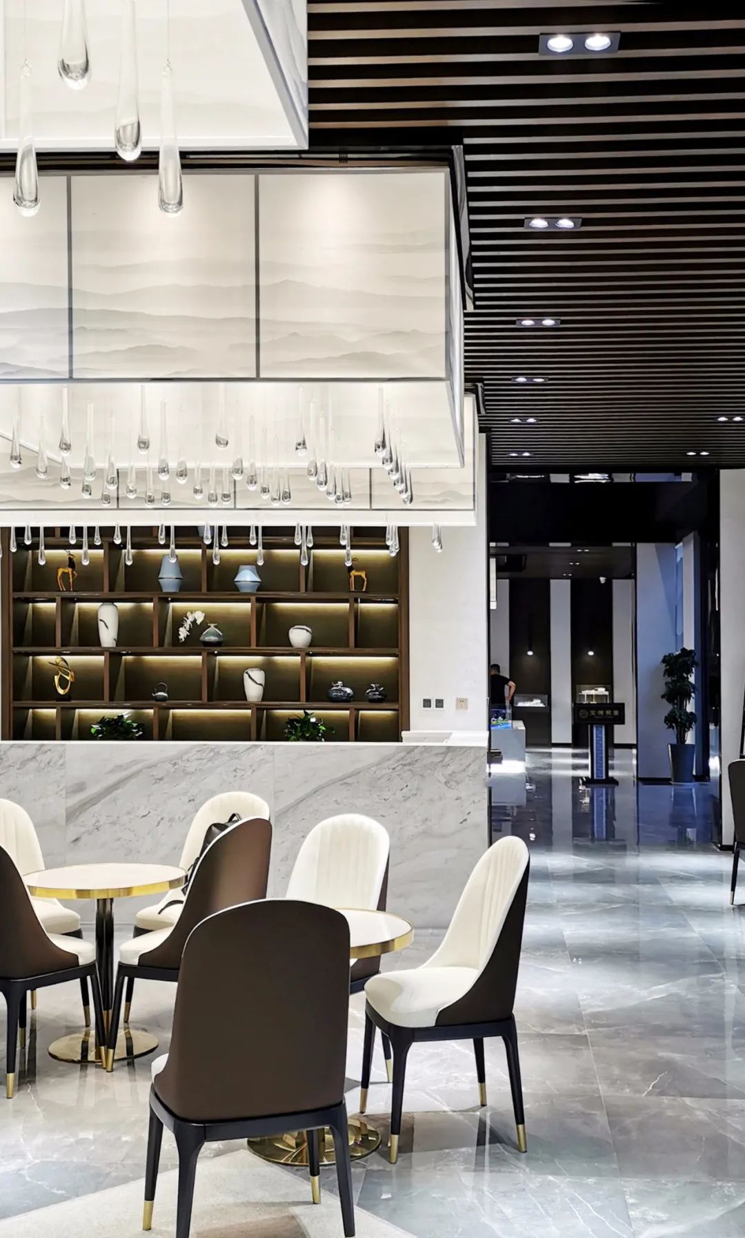 宝德熙园售楼处 | 高级灰++ 爵士白,自然优美意境的呈现-23