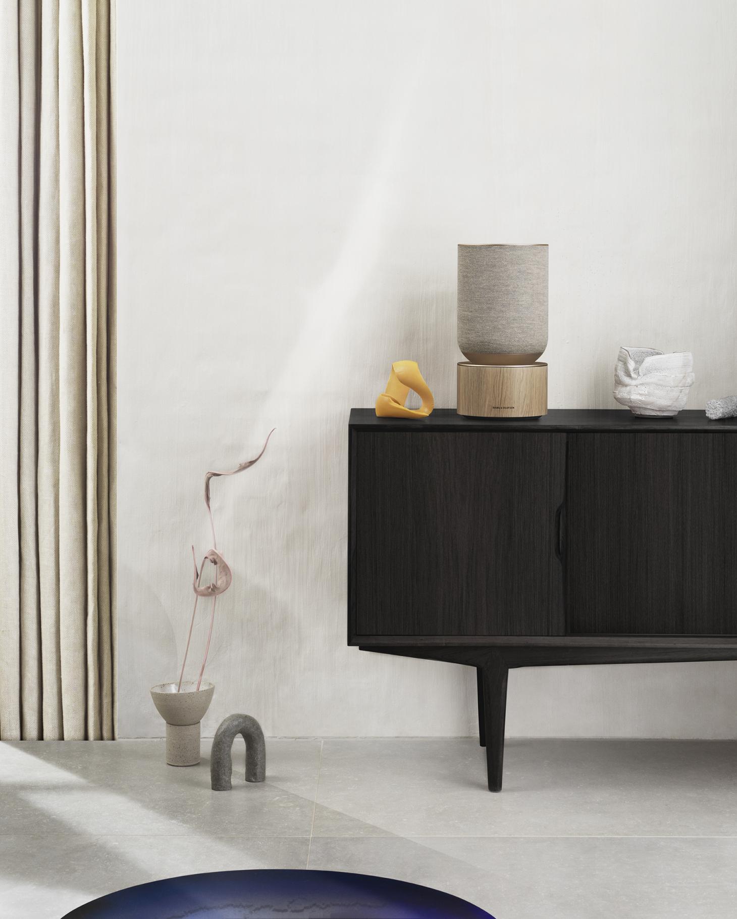 Bang & Olufsen 联手 Benjamin Hubert 打造和谐音质与设计的 Beosound Balance-19