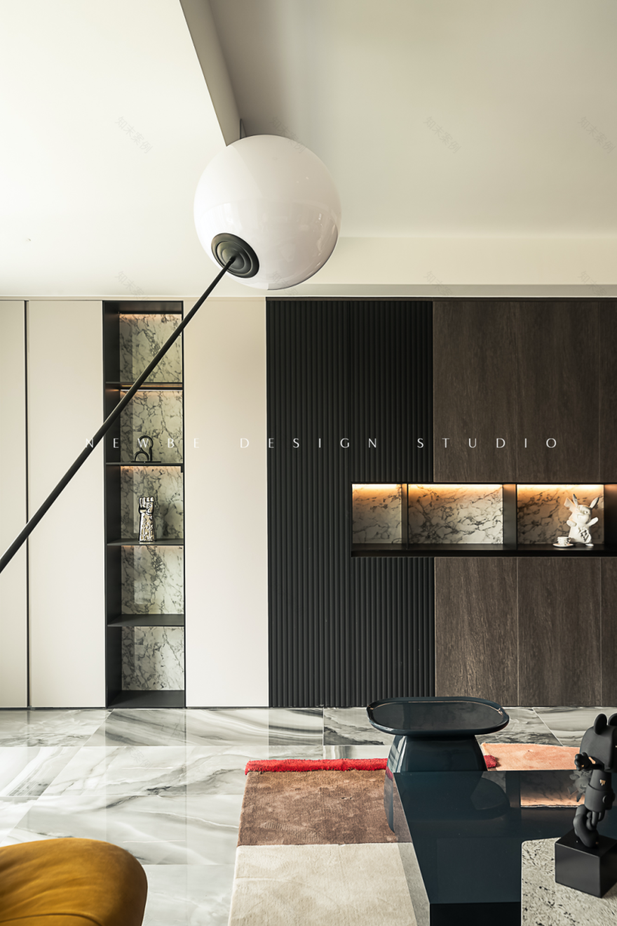 现代轻奢复式住宅丨陈丽娟,江怡君-20