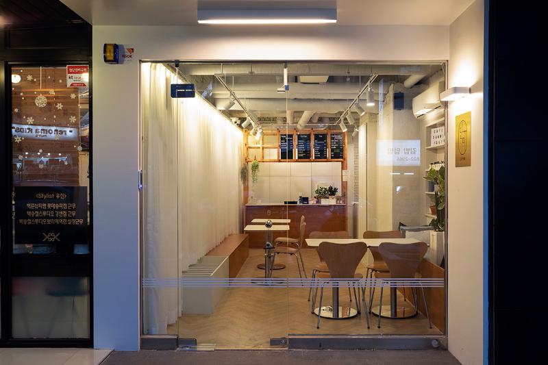 简约咖啡厅，8 坪空间的魅力设计-11