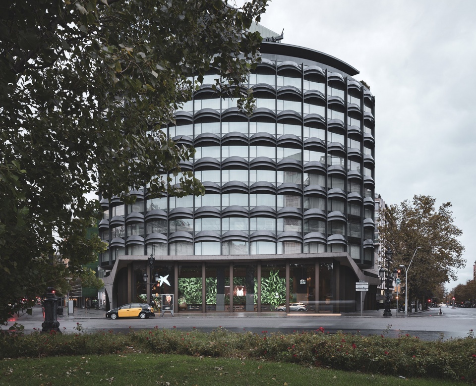 凯克萨银行All in one旗舰办公室-5