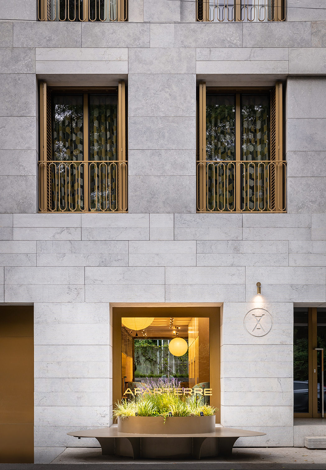 Aparterre 精品店丨澳大利亚丨Bogdan Ciocodeica-27