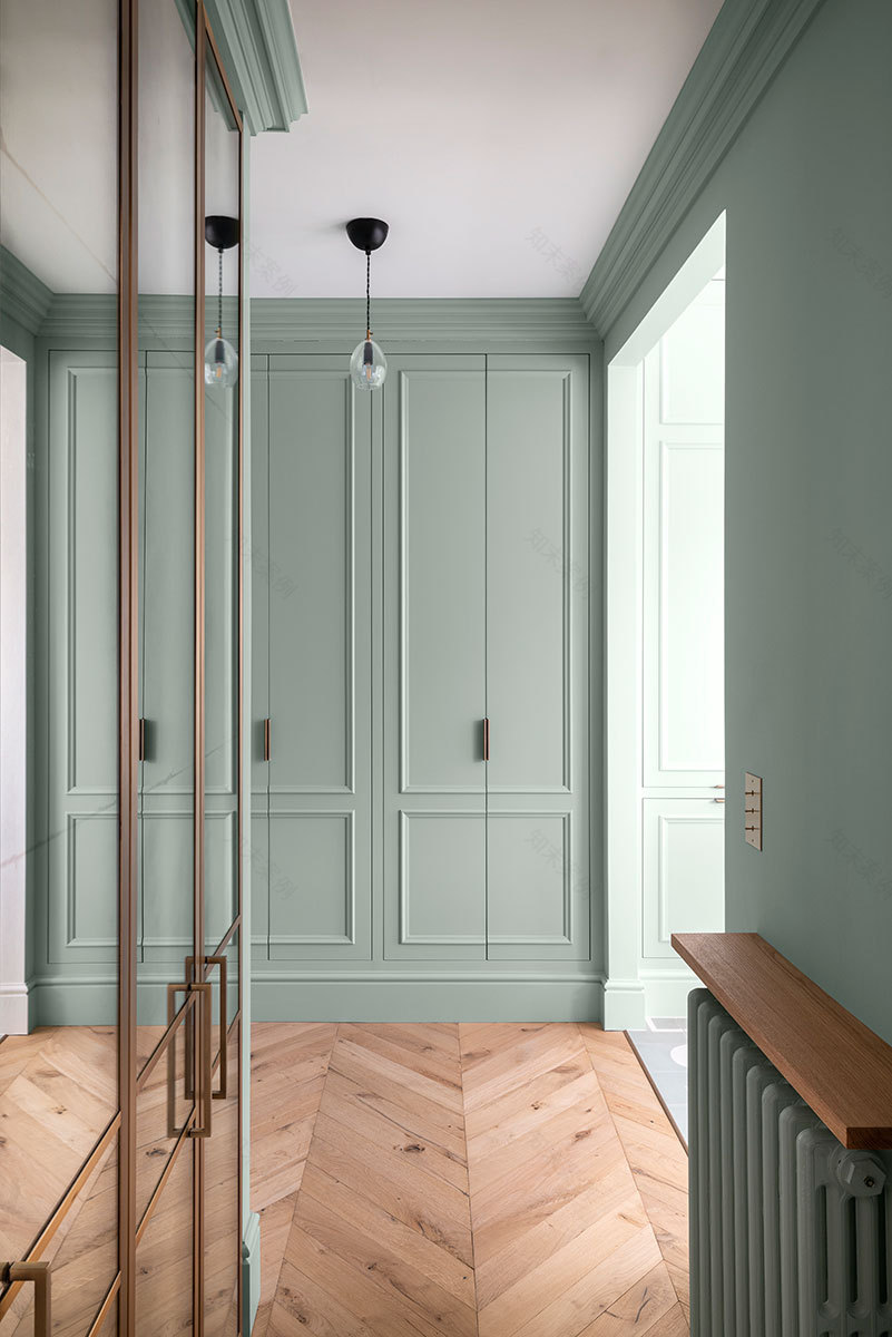 伦敦春意盎然的多彩家庭住宅-10