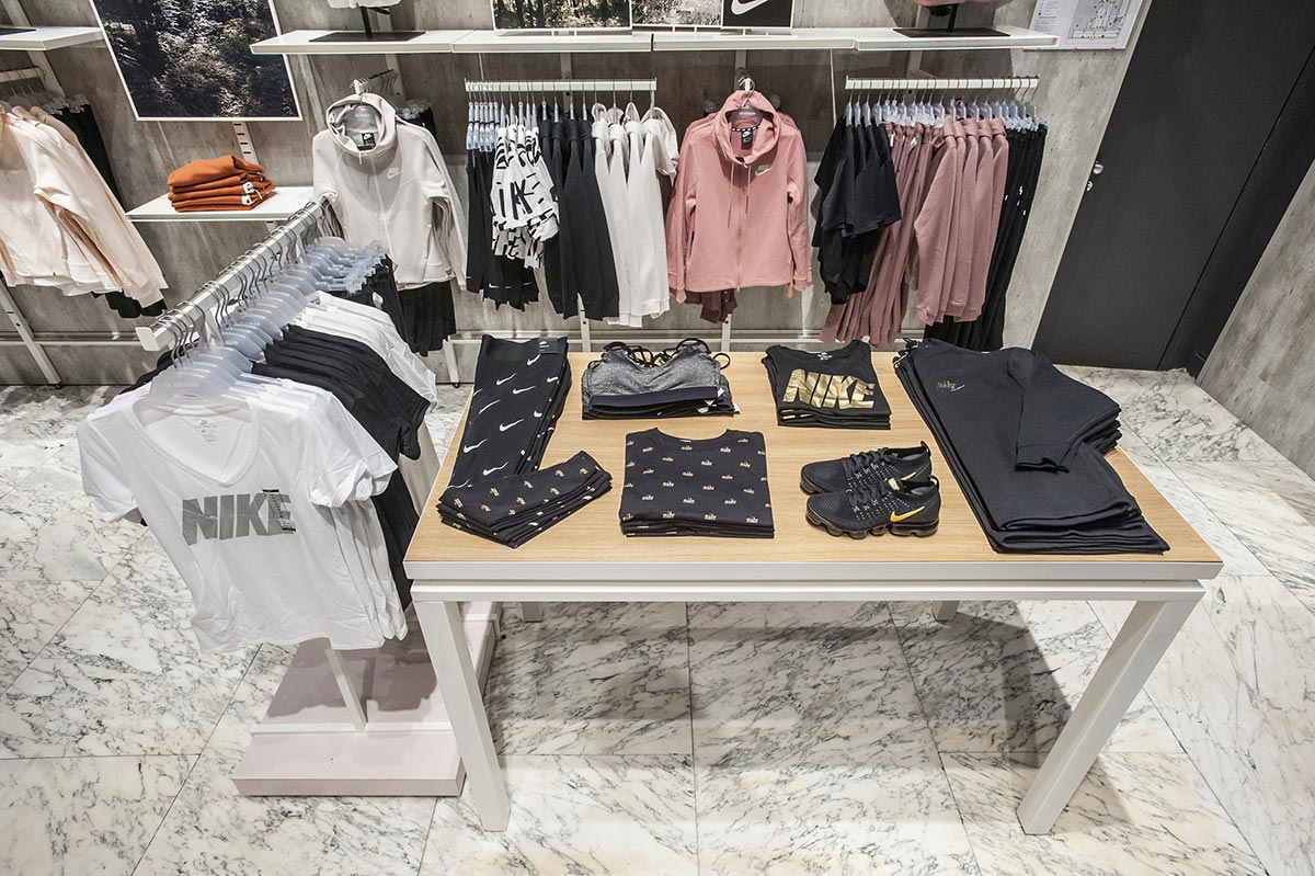 CISALFA罗马店铺女性区域改造及鞋墙翻新丨意大利罗马丨Valentina Elmiger-21