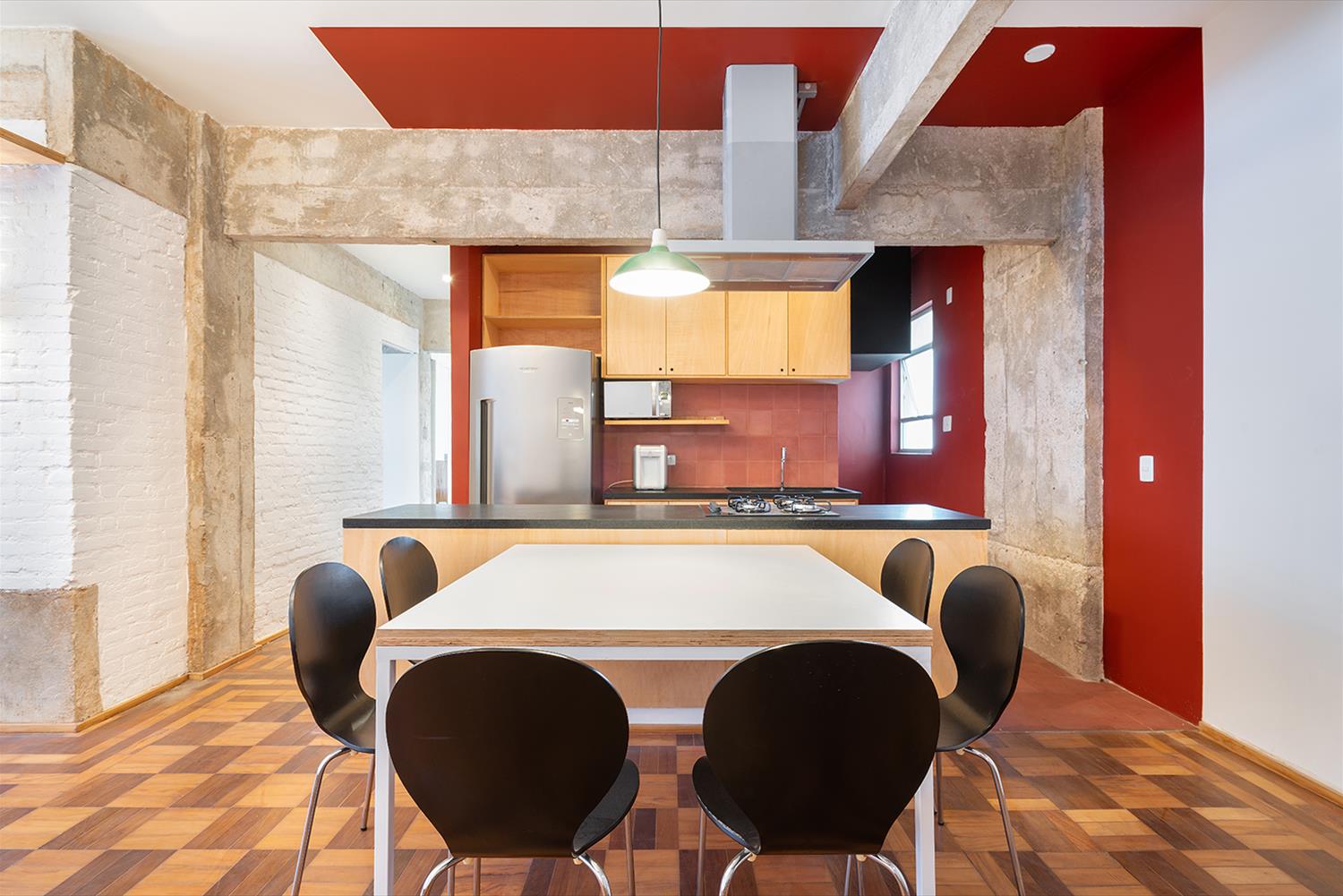 巴西 Imarés 公寓 | 低调奢华的混凝土与木质结合设计-1